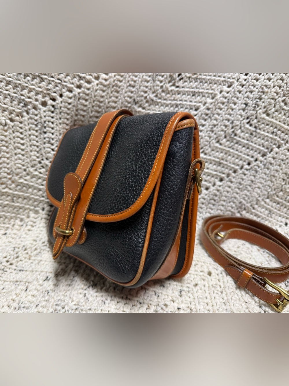 Vintage Dooney & Bourke Square Equestrian Flap Bag - Picture 3 of 11